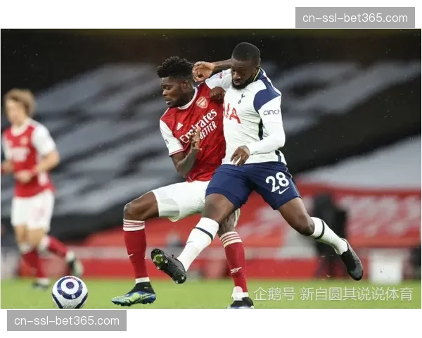 休斯敦迪纳摩前场压迫体系成型，快速纵向传递提升攻防转换